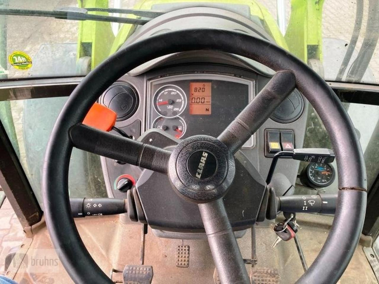 Τρακτέρ CLAAS axos 320 mit stoll frontlader: φωτογραφία 11 Τρακτέρ CLAAS axos 320 mit stoll frontlader: φωτογραφία 11