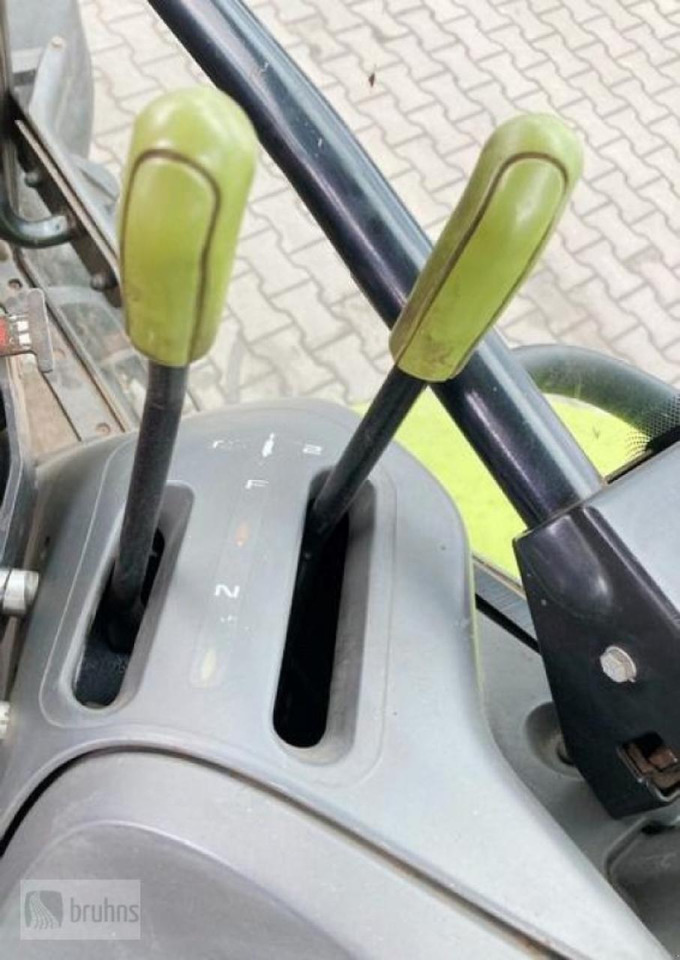 Τρακτέρ CLAAS axos 320 mit stoll frontlader: φωτογραφία 16 Τρακτέρ CLAAS axos 320 mit stoll frontlader: φωτογραφία 16