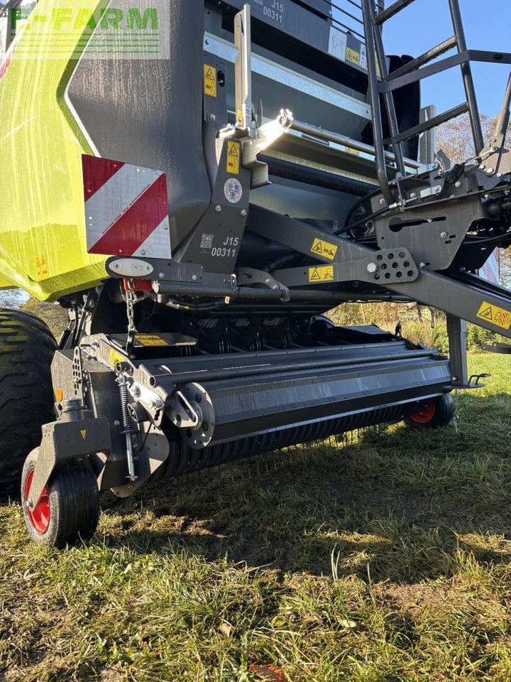 Χορτοδετική μηχανή τετράγωνες μπάλες CLAAS claas variant 585 rc: φωτογραφία 14 Χορτοδετική μηχανή τετράγωνες μπάλες CLAAS claas variant 585 rc: φωτογραφία 14