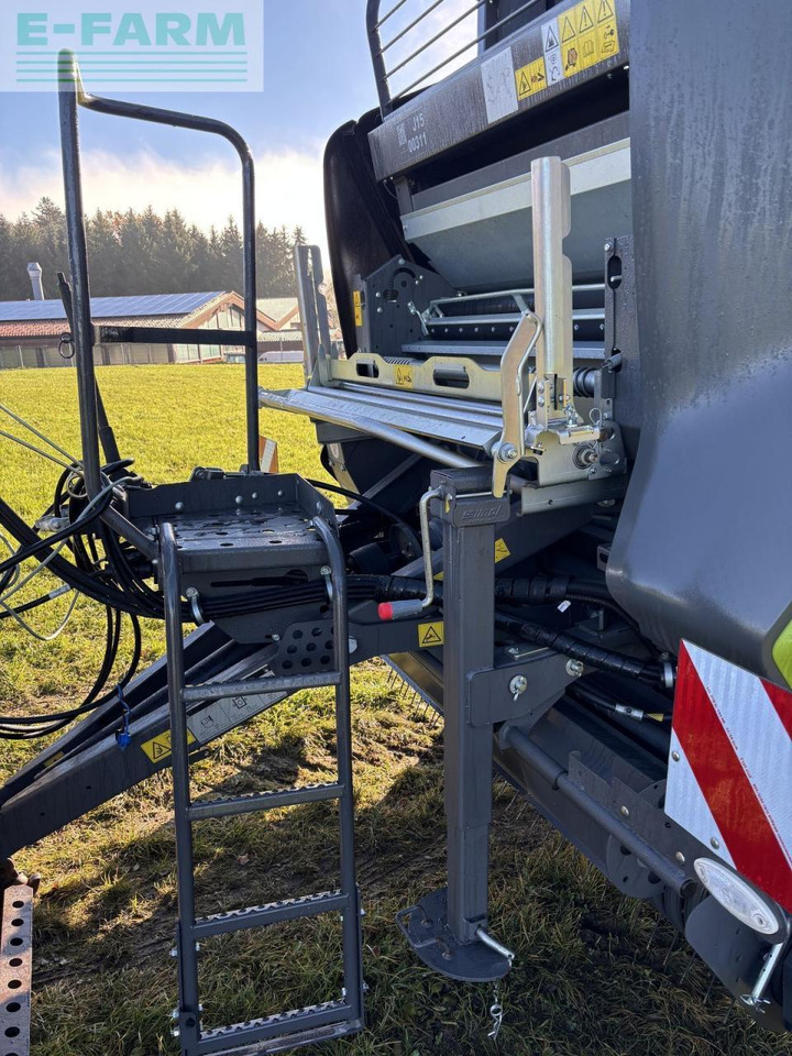 Χορτοδετική μηχανή τετράγωνες μπάλες CLAAS claas variant 585 rc: φωτογραφία 17 Χορτοδετική μηχανή τετράγωνες μπάλες CLAAS claas variant 585 rc: φωτογραφία 17