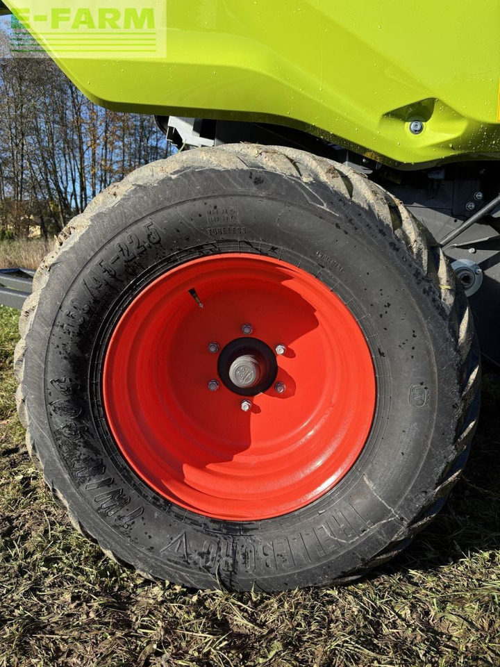 Χορτοδετική μηχανή τετράγωνες μπάλες CLAAS claas variant 585 rc: φωτογραφία 29 Χορτοδετική μηχανή τετράγωνες μπάλες CLAAS claas variant 585 rc: φωτογραφία 29