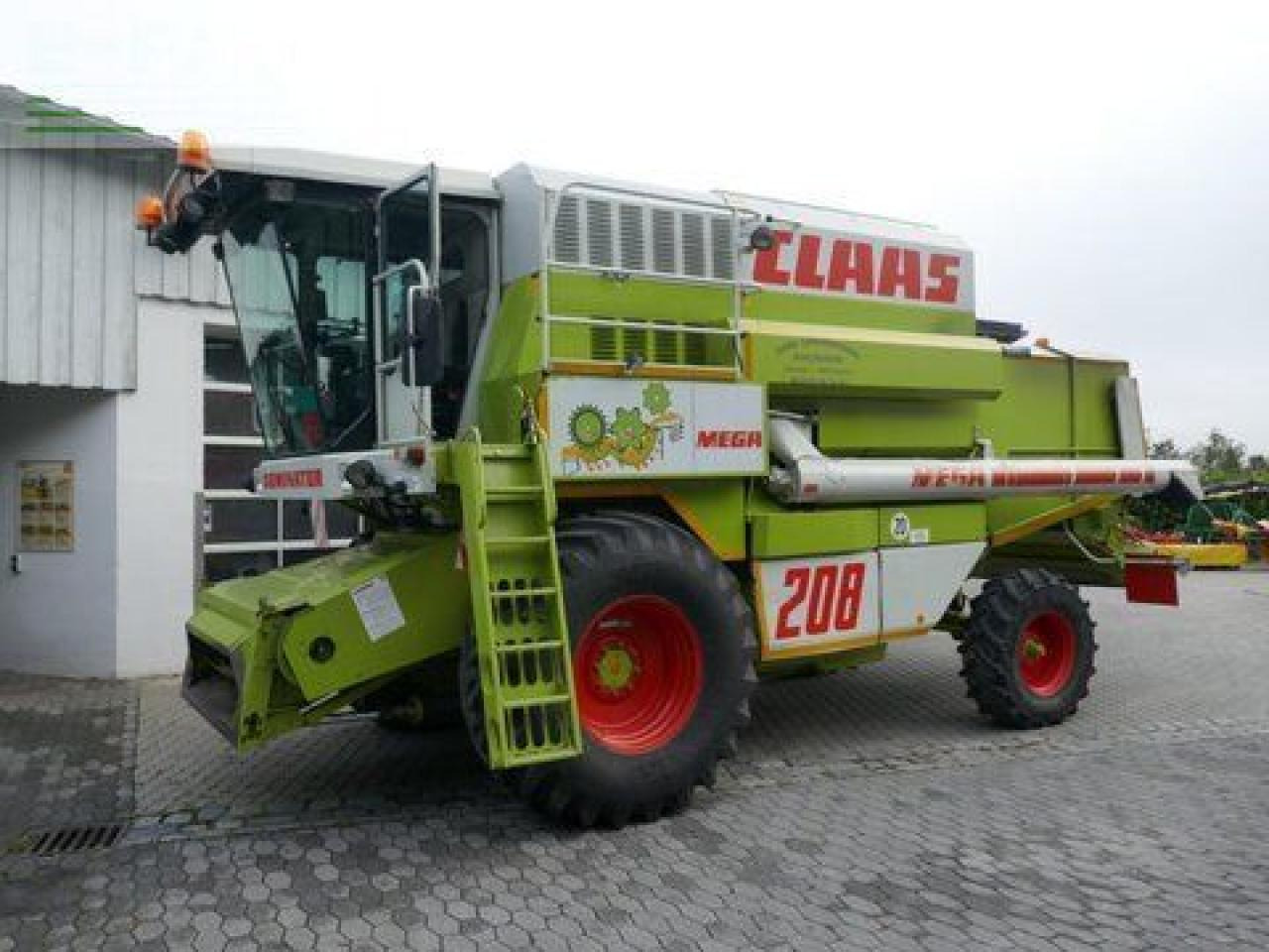 CLAAS dominator 208 mega - Θεριζοαλωνιστική μηχανή: φωτογραφία 1 CLAAS dominator 208 mega - Θεριζοαλωνιστική μηχανή: φωτογραφία 1