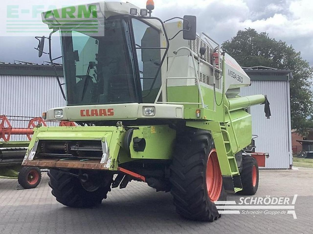 CLAAS dominator 360 mega + c 600 schneidwerk - Θεριζοαλωνιστική μηχανή: φωτογραφία 1 CLAAS dominator 360 mega + c 600 schneidwerk - Θεριζοαλωνιστική μηχανή: φωτογραφία 1
