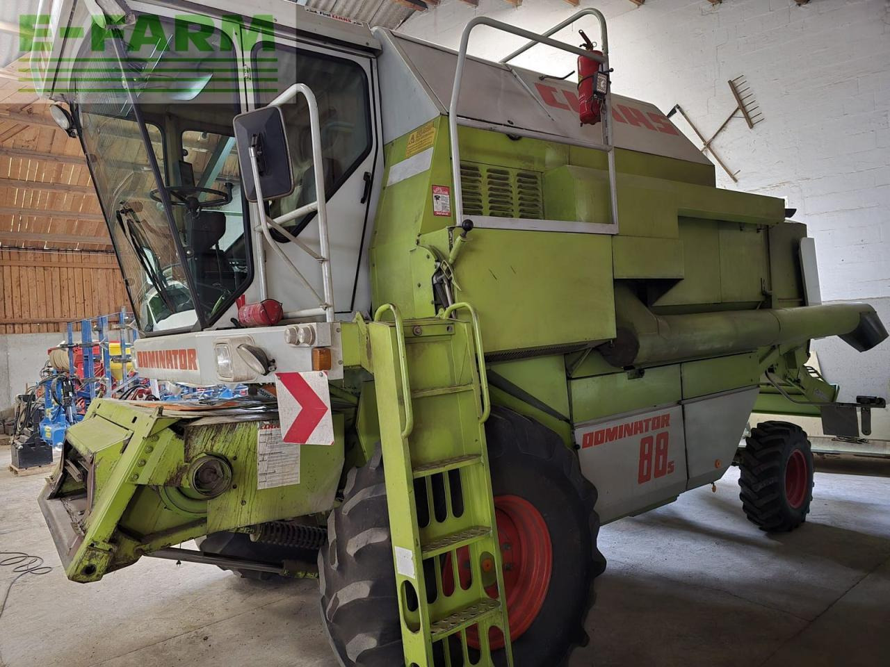 CLAAS dominator 88 - Θεριζοαλωνιστική μηχανή: φωτογραφία 4 CLAAS dominator 88 - Θεριζοαλωνιστική μηχανή: φωτογραφία 4