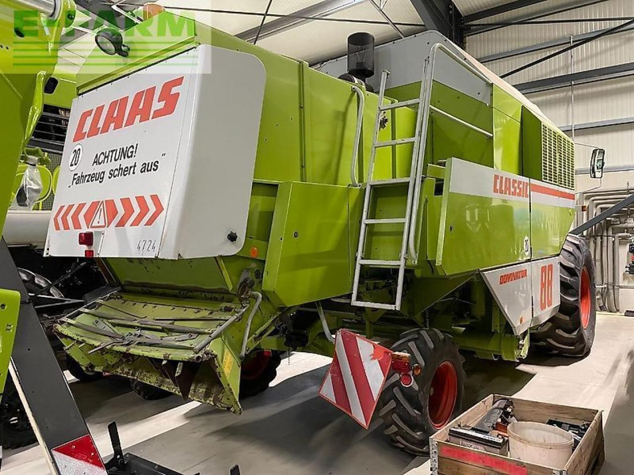 CLAAS dominator 88 - Θεριζοαλωνιστική μηχανή: φωτογραφία 2 CLAAS dominator 88 - Θεριζοαλωνιστική μηχανή: φωτογραφία 2