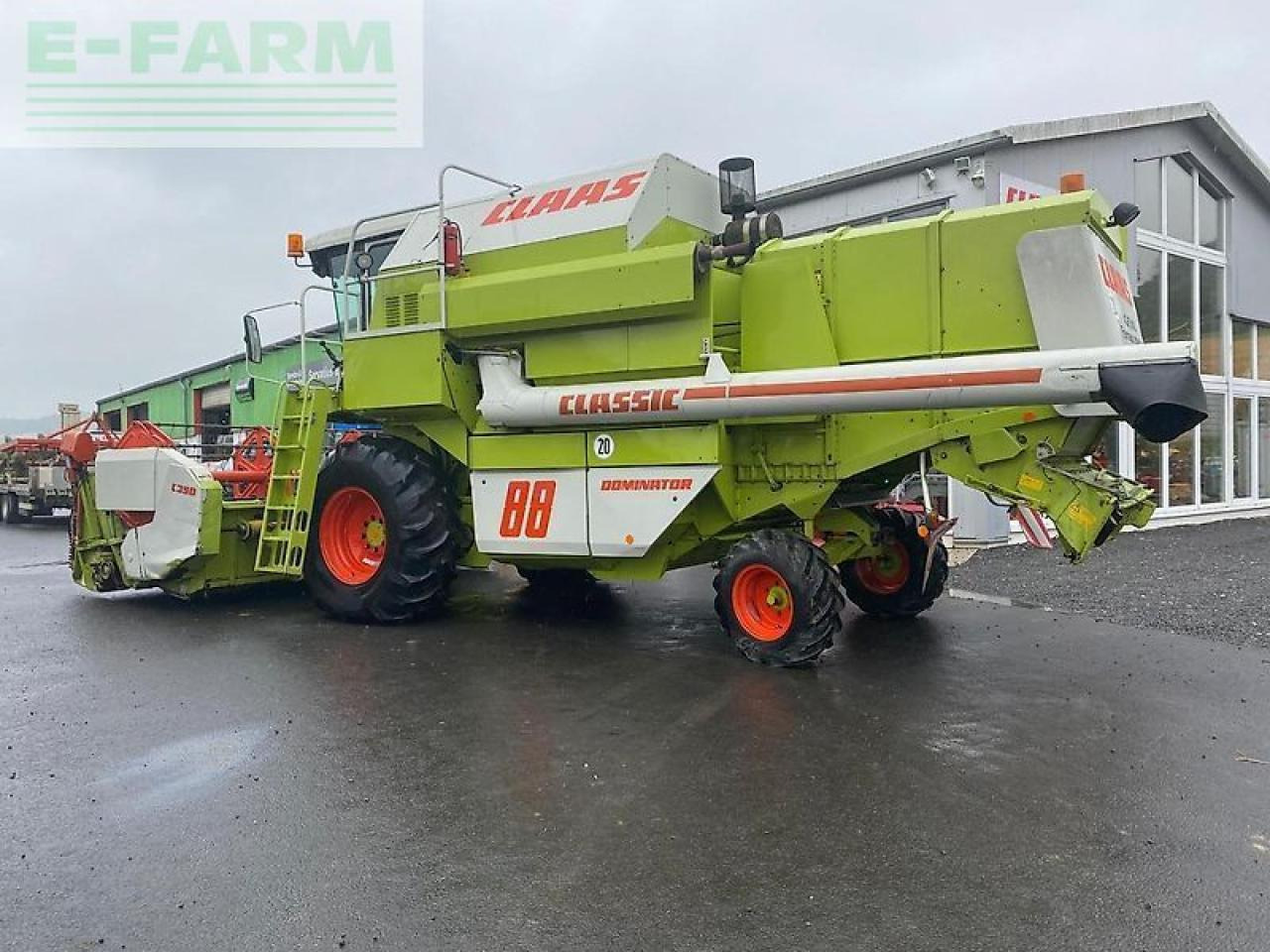 CLAAS dominator 88 - Θεριζοαλωνιστική μηχανή: φωτογραφία 5 CLAAS dominator 88 - Θεριζοαλωνιστική μηχανή: φωτογραφία 5
