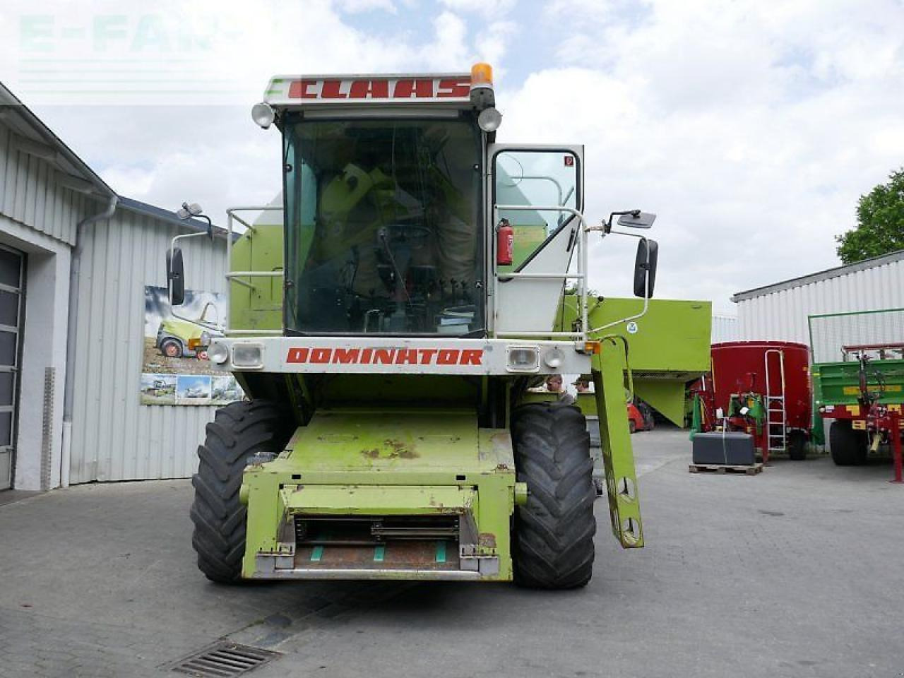 CLAAS dominator 98 sl - sofort verfügbar! - Θεριζοαλωνιστική μηχανή: φωτογραφία 2 CLAAS dominator 98 sl - sofort verfügbar! - Θεριζοαλωνιστική μηχανή: φωτογραφία 2