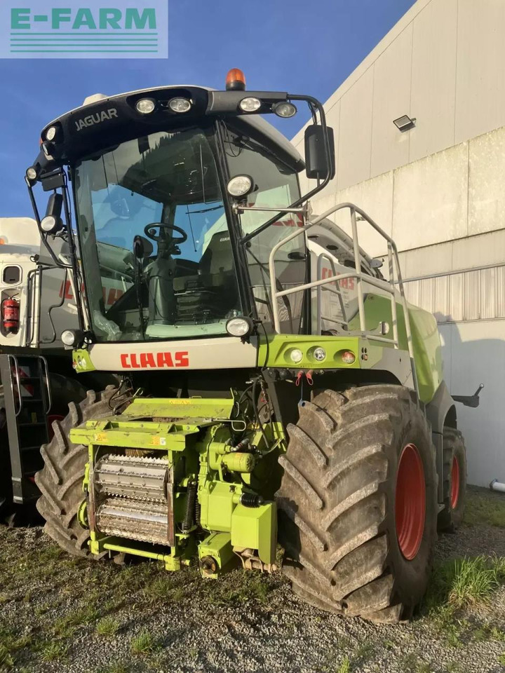CLAAS ensileuse claas jaguar t4f - Ενσιρωτική μηχανή: φωτογραφία 1 CLAAS ensileuse claas jaguar t4f - Ενσιρωτική μηχανή: φωτογραφία 1
