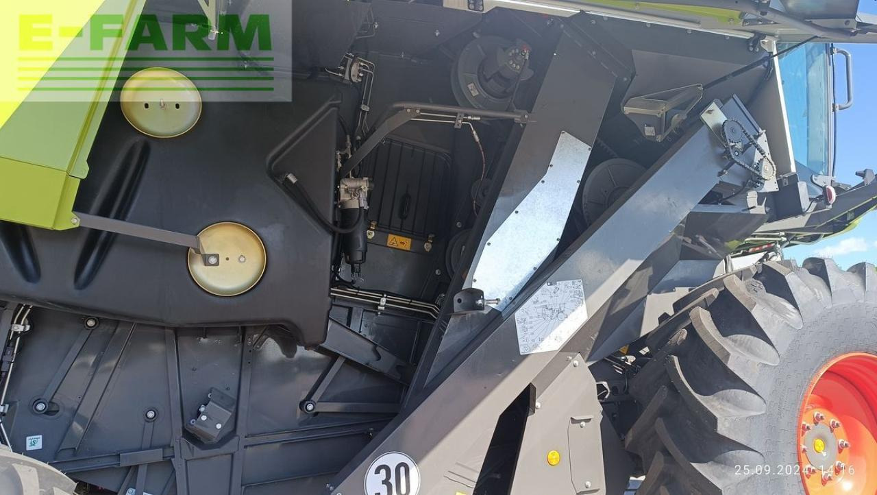 CLAAS evion 410 - Θεριζοαλωνιστική μηχανή: φωτογραφία 4 CLAAS evion 410 - Θεριζοαλωνιστική μηχανή: φωτογραφία 4