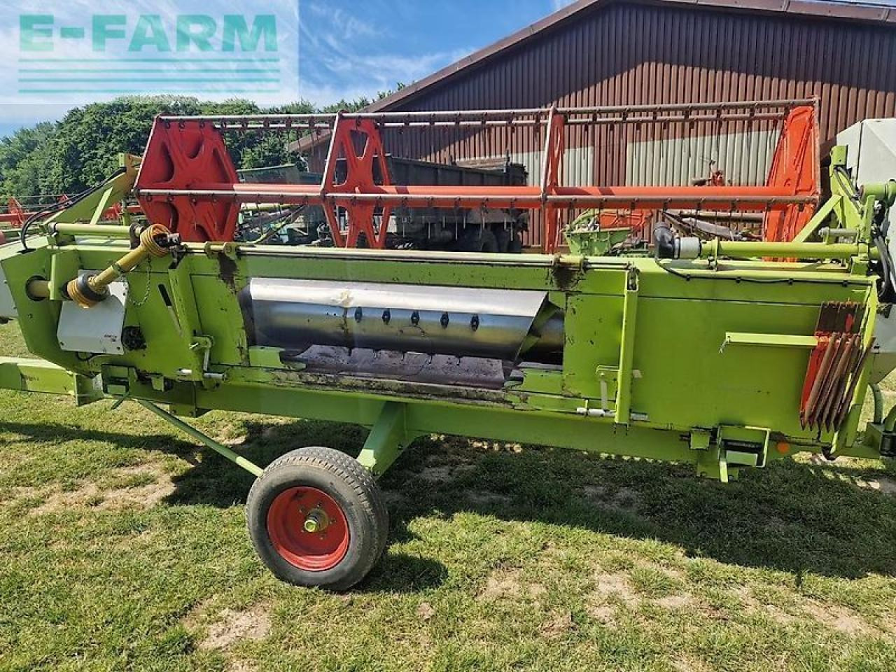 Θεριζοαλωνιστική μηχανή CLAAS lexion 405: φωτογραφία 7