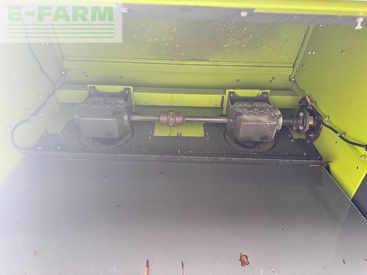 Θεριζοαλωνιστική μηχανή CLAAS lexion 580: φωτογραφία 13