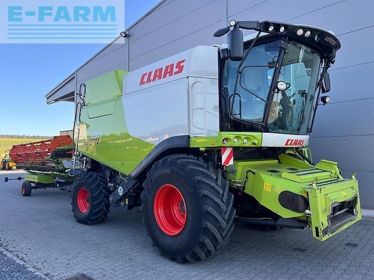 CLAAS lexion 630 - Θεριζοαλωνιστική μηχανή: φωτογραφία 1 CLAAS lexion 630 - Θεριζοαλωνιστική μηχανή: φωτογραφία 1