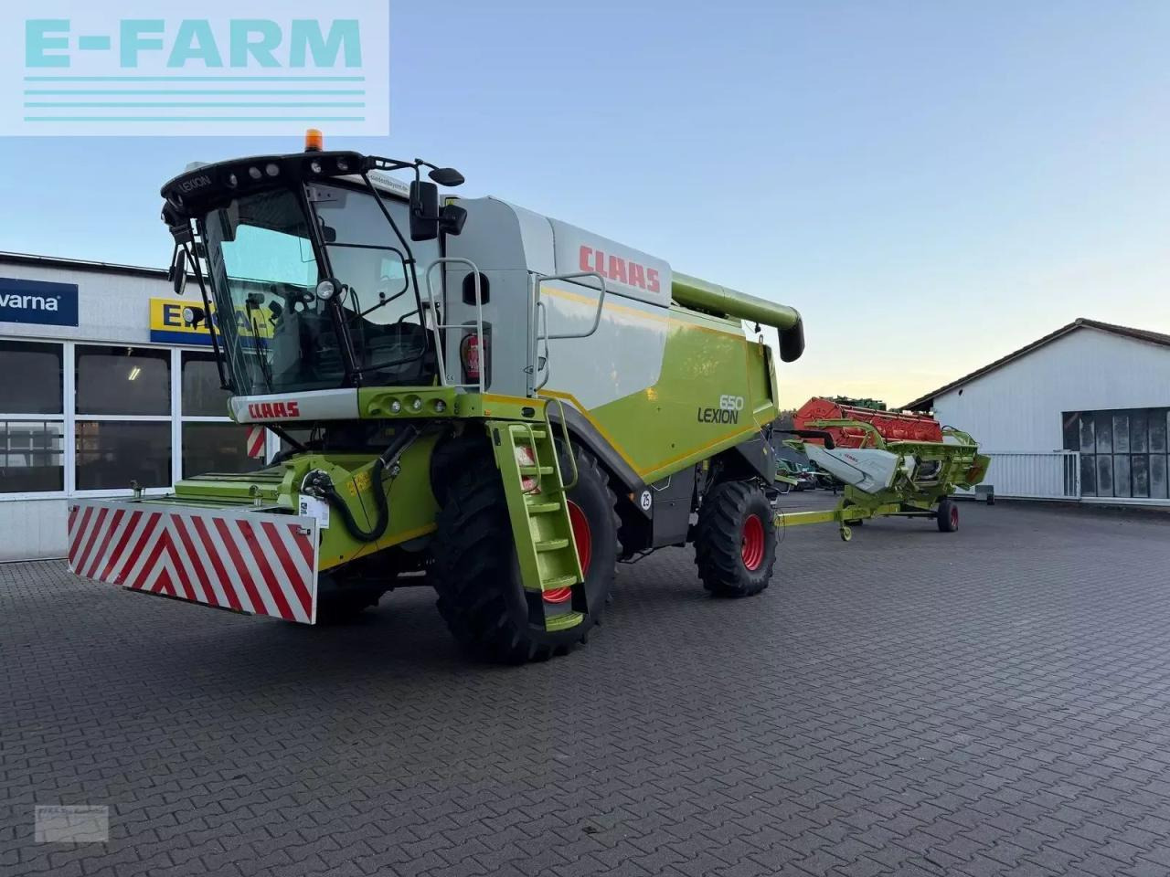 CLAAS lexion 650 (stage iiib) - Θεριζοαλωνιστική μηχανή: φωτογραφία 1 CLAAS lexion 650 (stage iiib) - Θεριζοαλωνιστική μηχανή: φωτογραφία 1
