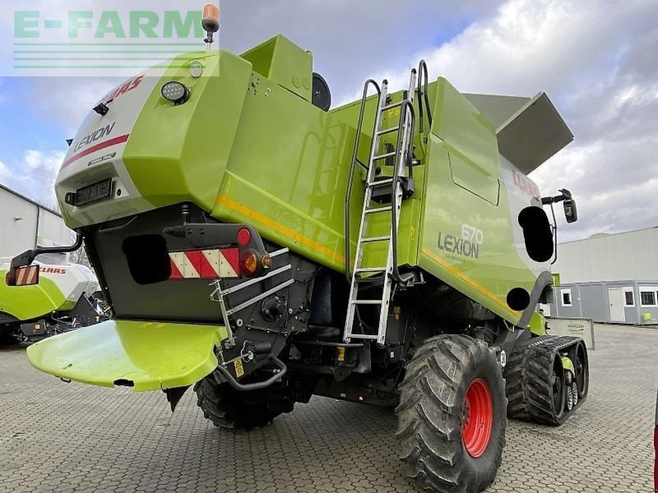 CLAAS lexion 670 terratrac allrad - Θεριζοαλωνιστική μηχανή: φωτογραφία 4 CLAAS lexion 670 terratrac allrad - Θεριζοαλωνιστική μηχανή: φωτογραφία 4