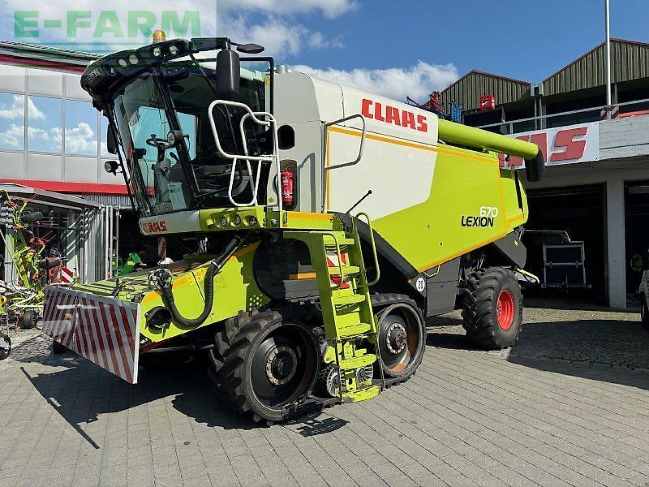 CLAAS lexion 670 tt - Θεριζοαλωνιστική μηχανή: φωτογραφία 1 CLAAS lexion 670 tt - Θεριζοαλωνιστική μηχανή: φωτογραφία 1