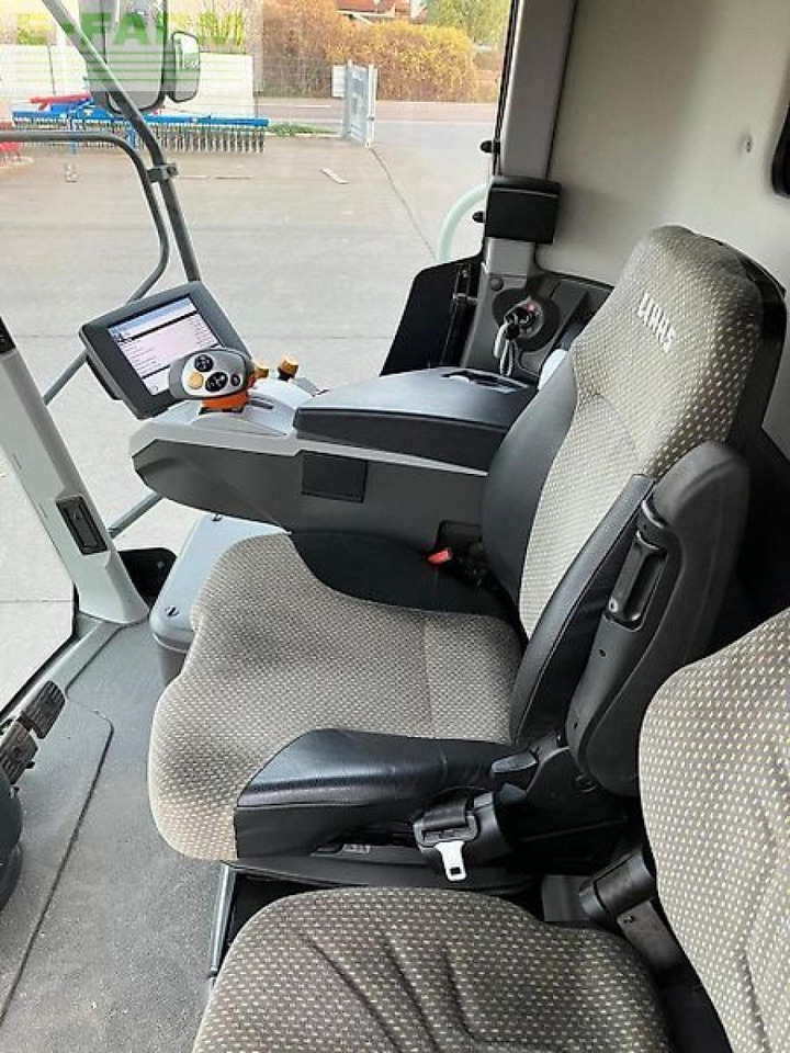Θεριζοαλωνιστική μηχανή CLAAS lexion 740 tier 4: φωτογραφία 6 Θεριζοαλωνιστική μηχανή CLAAS lexion 740 tier 4: φωτογραφία 6