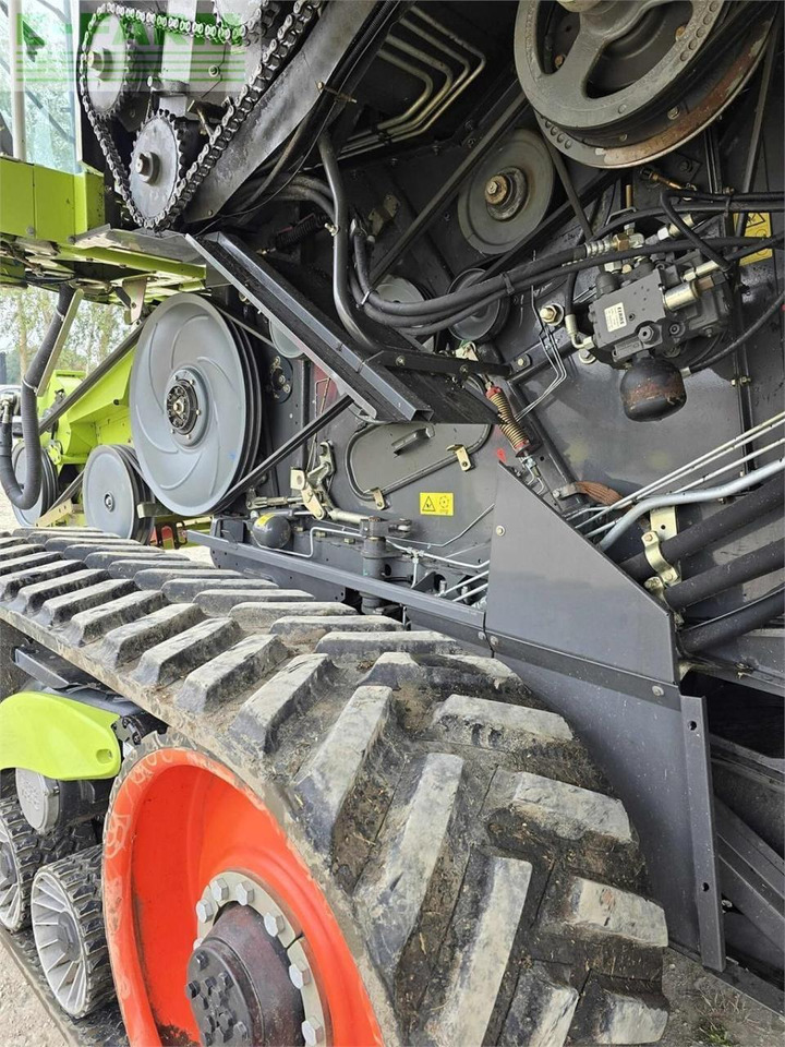 CLAAS lexion 770tt - Θεριζοαλωνιστική μηχανή: φωτογραφία 5 CLAAS lexion 770tt - Θεριζοαλωνιστική μηχανή: φωτογραφία 5