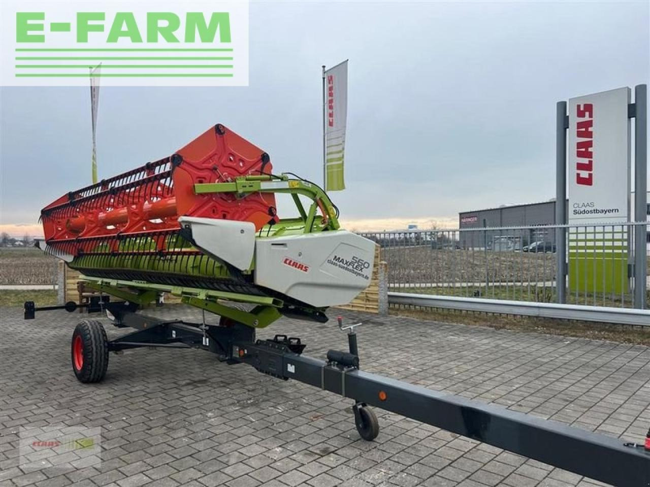 CLAAS maxflex 560 + tw - Τρακτέρ: φωτογραφία 1 CLAAS maxflex 560 + tw - Τρακτέρ: φωτογραφία 1