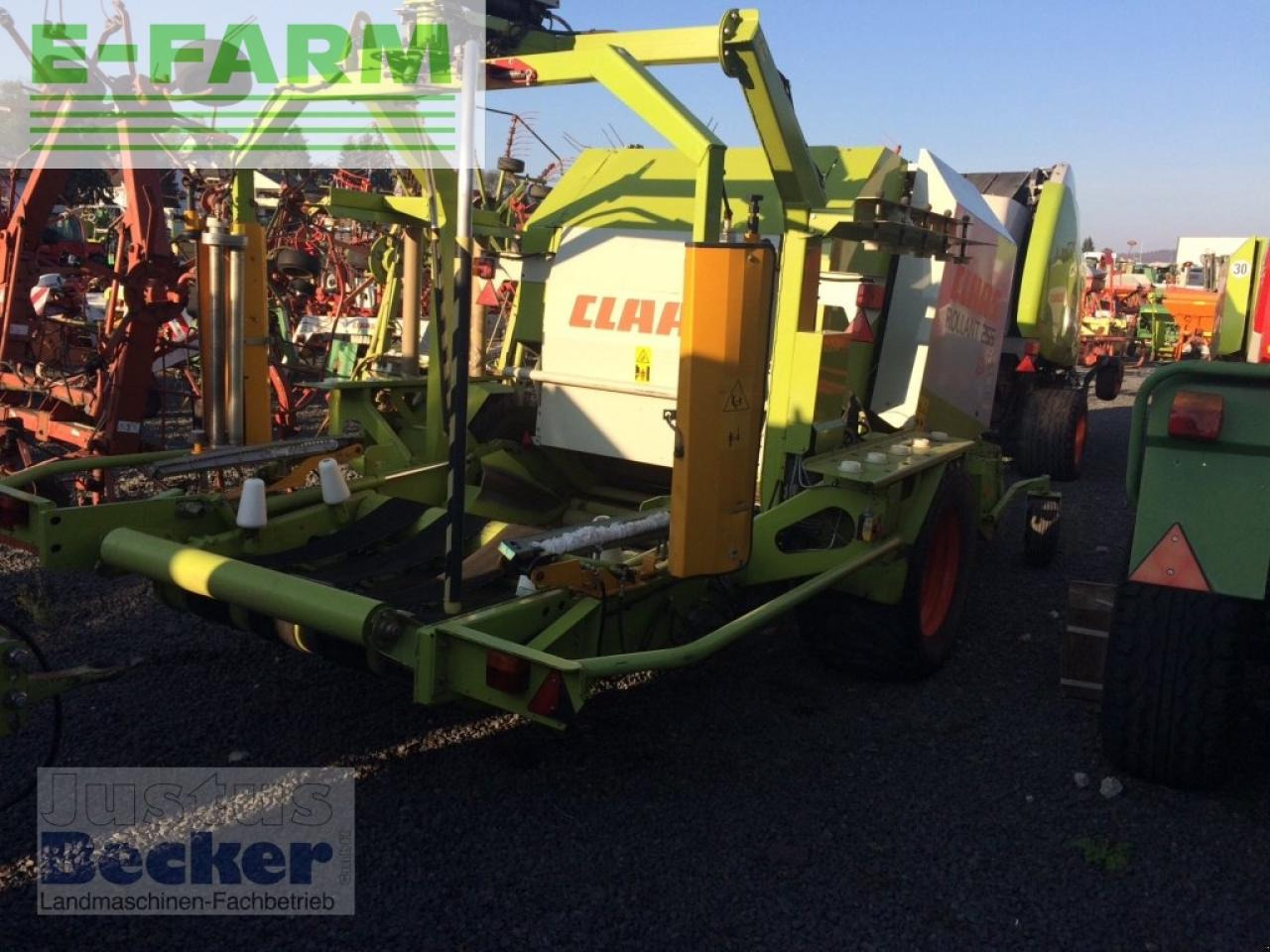 CLAAS rollant 255 rc uniwrap - Χορτοδετική μηχανή τετράγωνες μπάλες: φωτογραφία 3 CLAAS rollant 255 rc uniwrap - Χορτοδετική μηχανή τετράγωνες μπάλες: φωτογραφία 3