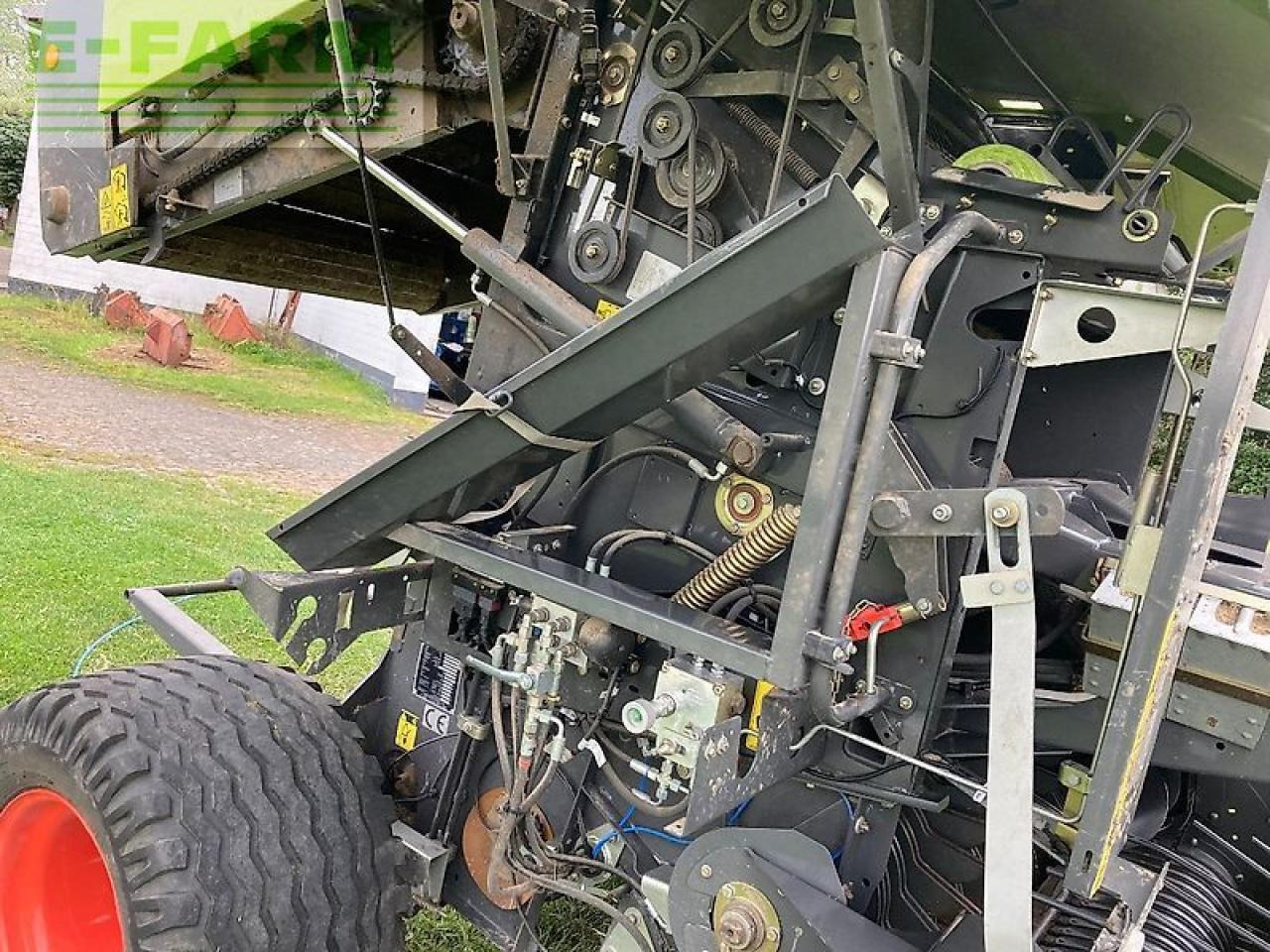 CLAAS rollant 374 rc pro - Χορτοδετική μηχανή τετράγωνες μπάλες: φωτογραφία 3 CLAAS rollant 374 rc pro - Χορτοδετική μηχανή τετράγωνες μπάλες: φωτογραφία 3