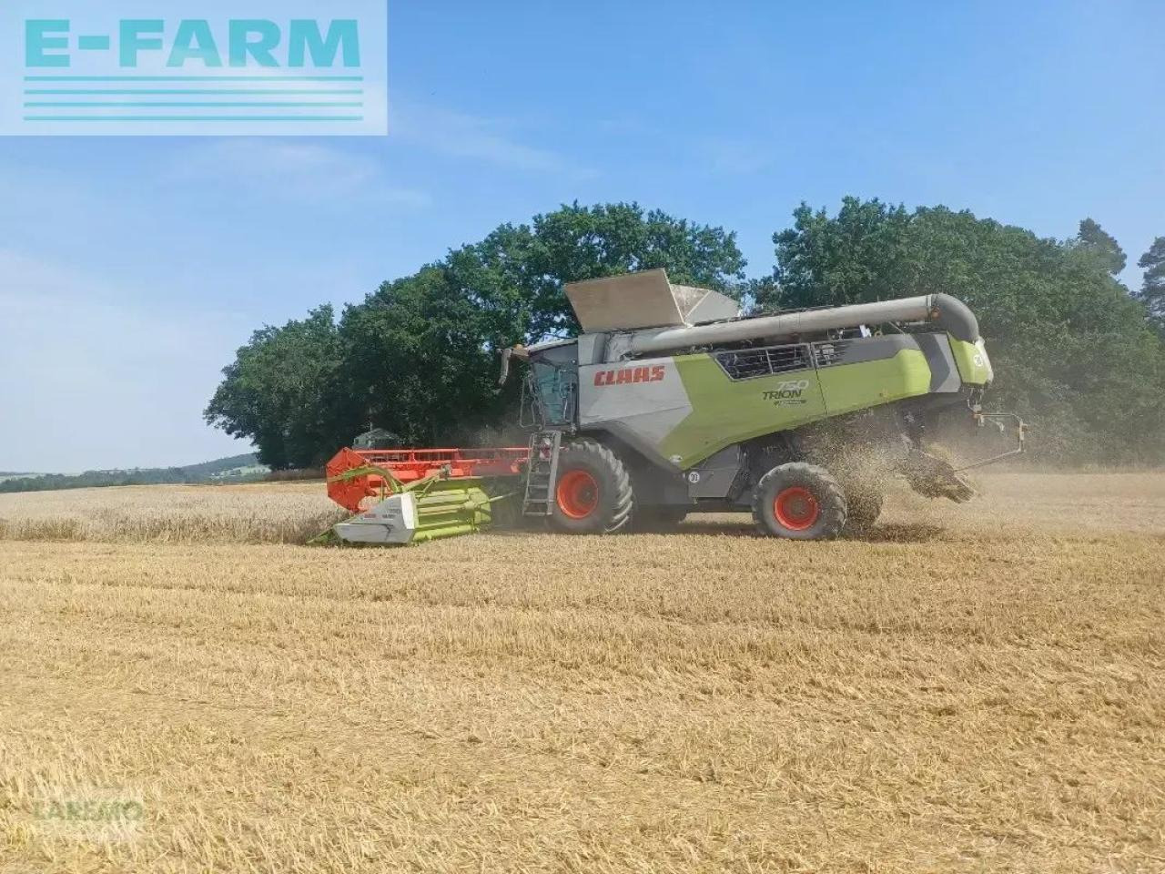 CLAAS trion 750 montana + v 770 - Θεριζοαλωνιστική μηχανή: φωτογραφία 2 CLAAS trion 750 montana + v 770 - Θεριζοαλωνιστική μηχανή: φωτογραφία 2
