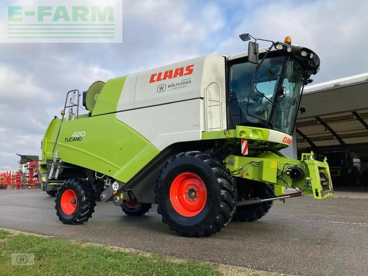 CLAAS tucano 420 - Θεριζοαλωνιστική μηχανή: φωτογραφία 5 CLAAS tucano 420 - Θεριζοαλωνιστική μηχανή: φωτογραφία 5