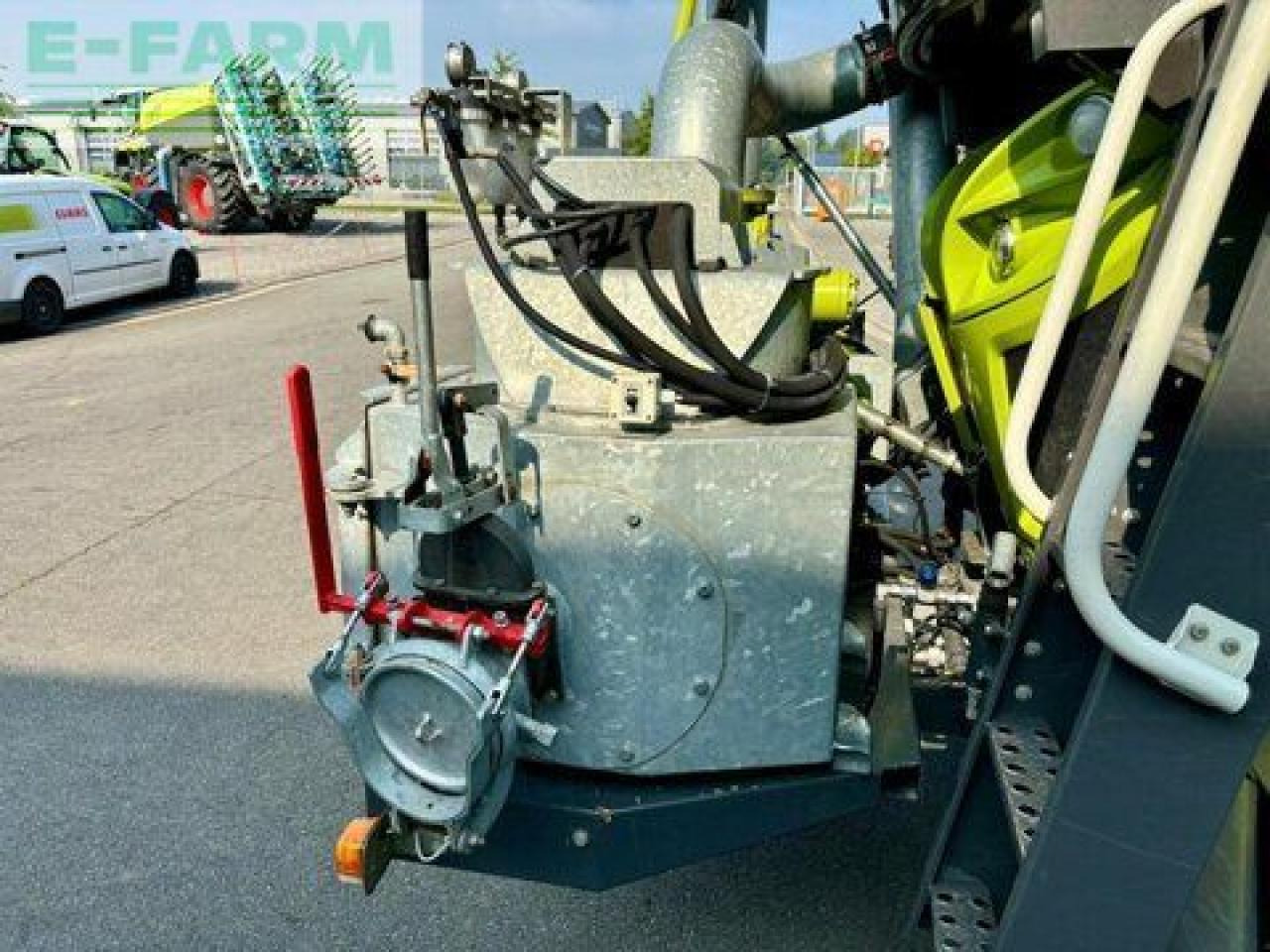 Τρακτέρ CLAAS xerion 4000 saddle trac, zunhammer acx 16 cbm SADDLE TRAC: φωτογραφία 9