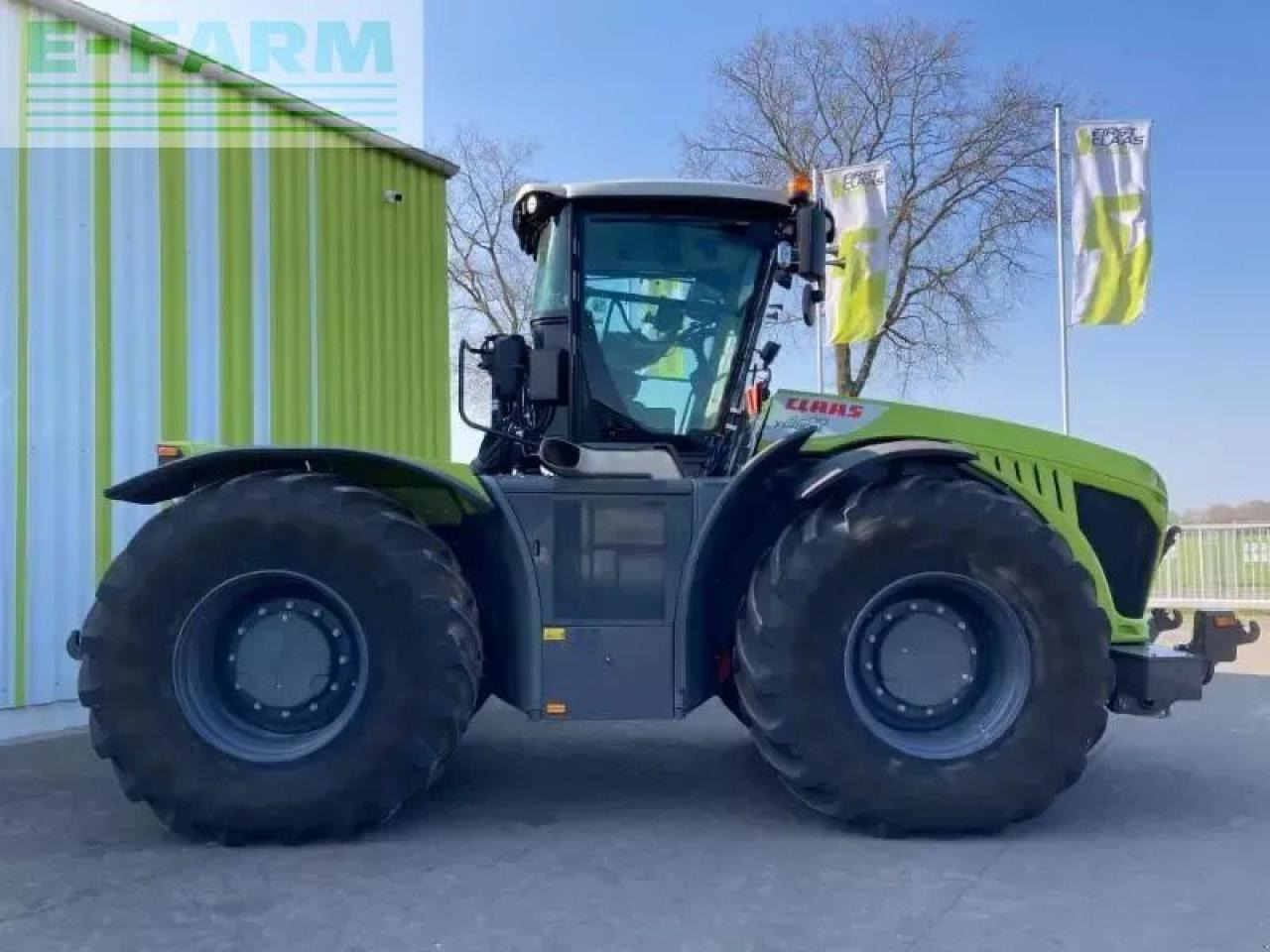 CLAAS xerion 4200 trac vc TRAC VC - Τρακτέρ: φωτογραφία 4 CLAAS xerion 4200 trac vc TRAC VC - Τρακτέρ: φωτογραφία 4