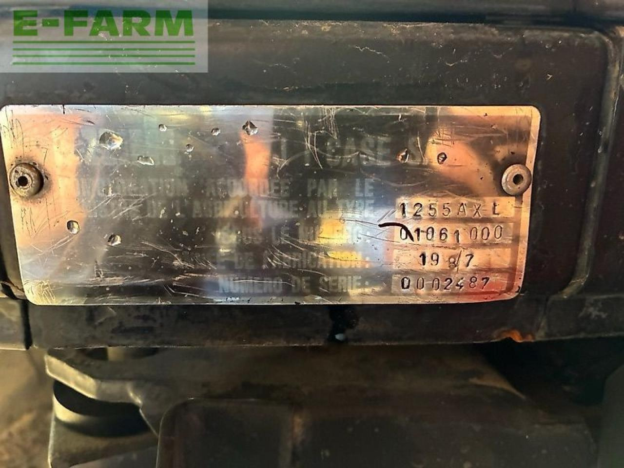 Case-IH 1255 - Τρακτέρ: φωτογραφία 2 Case-IH 1255 - Τρακτέρ: φωτογραφία 2