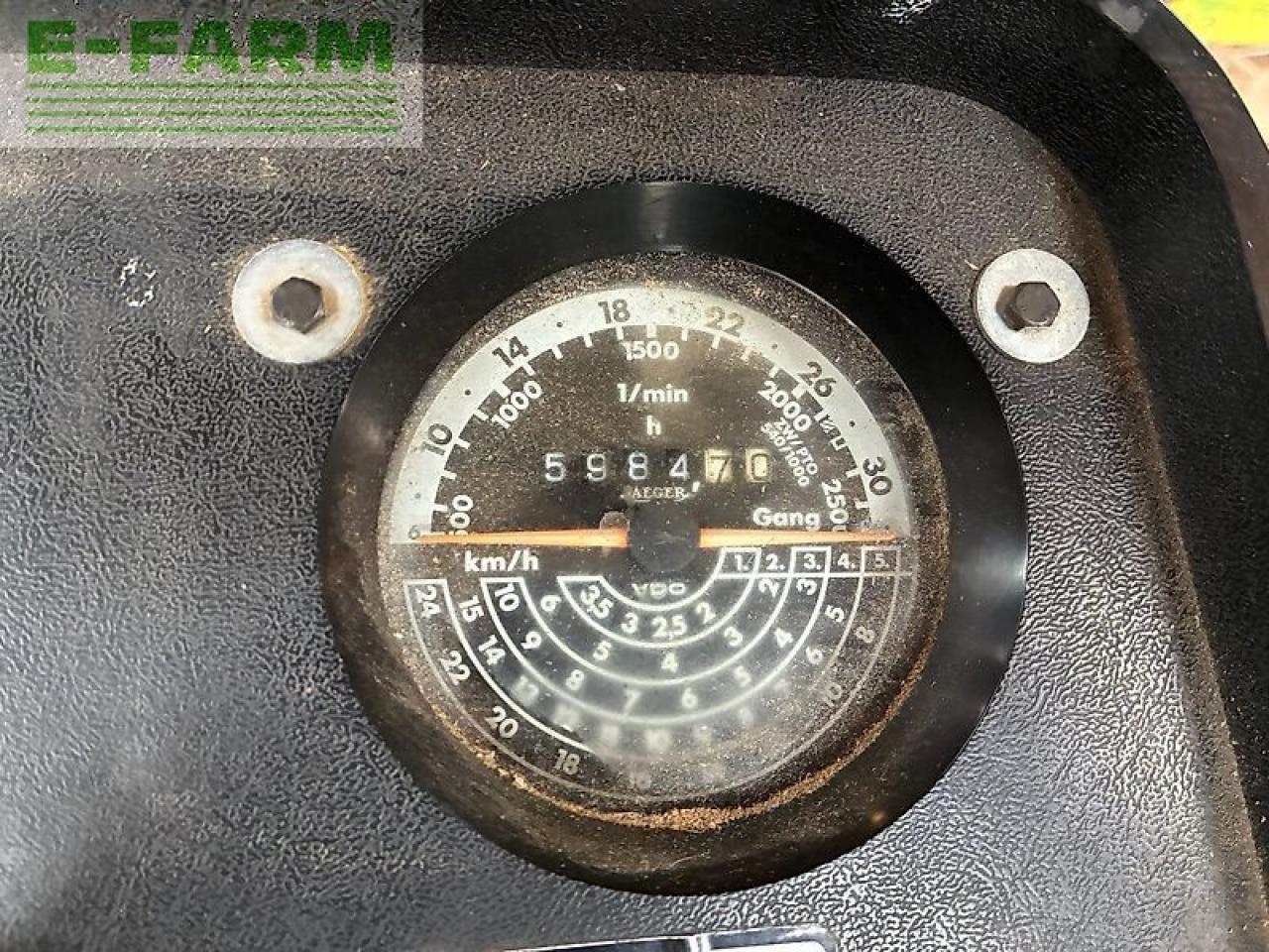 Case-IH 1255 - Τρακτέρ: φωτογραφία 4 Case-IH 1255 - Τρακτέρ: φωτογραφία 4