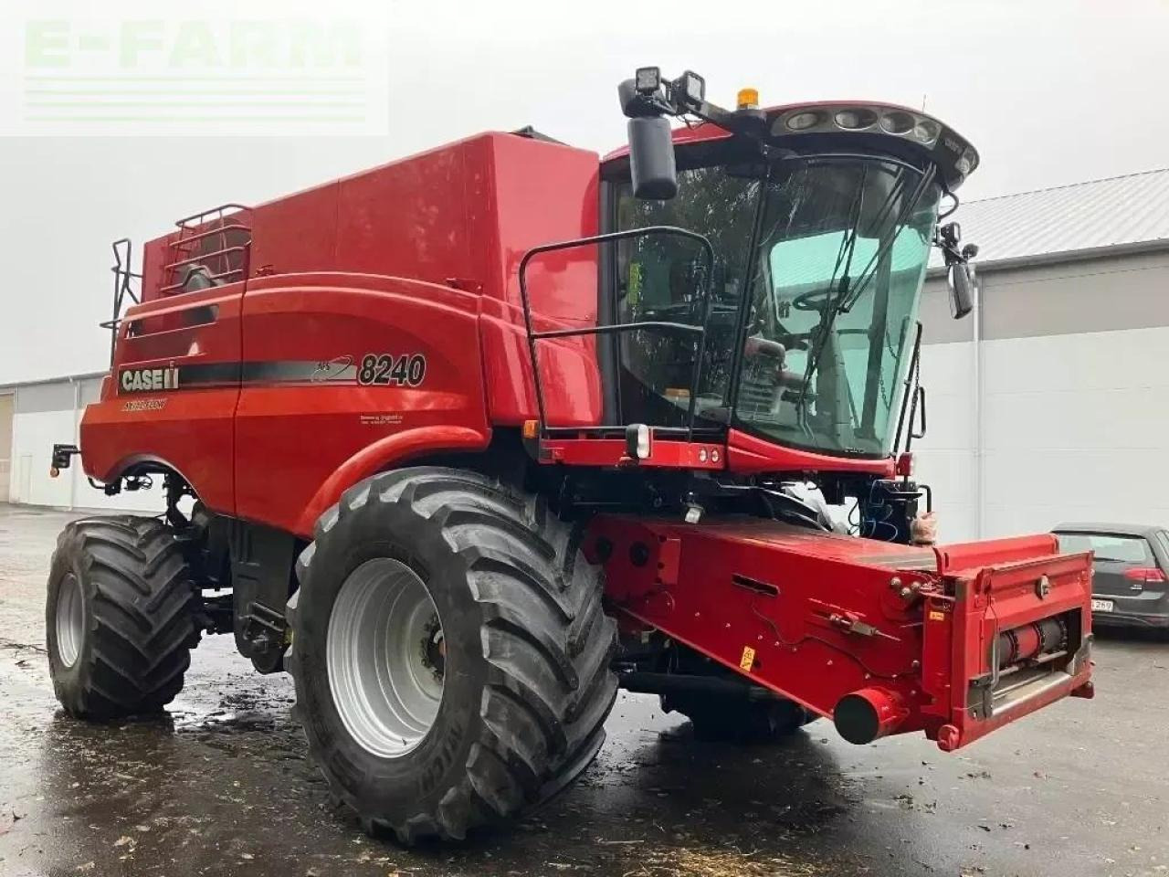 Case-IH axial 8240 - Θεριζοαλωνιστική μηχανή: φωτογραφία 2 Case-IH axial 8240 - Θεριζοαλωνιστική μηχανή: φωτογραφία 2