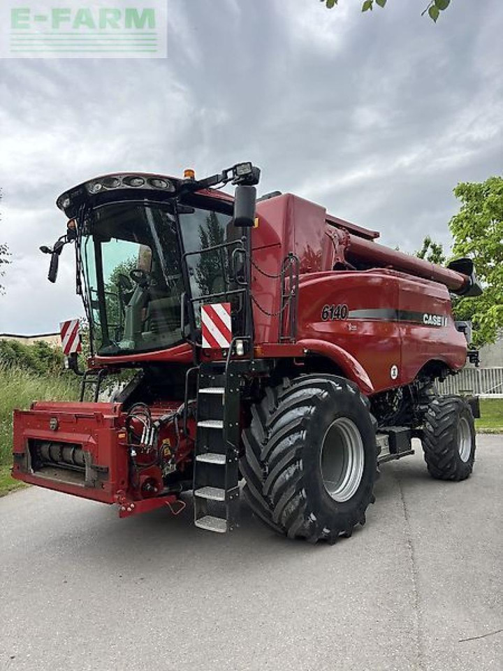 Case-IH axial-flow 6140 - Θεριζοαλωνιστική μηχανή: φωτογραφία 1 Case-IH axial-flow 6140 - Θεριζοαλωνιστική μηχανή: φωτογραφία 1