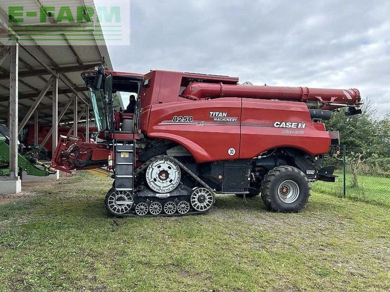 Case-IH axial flow 8250 st5 - Θεριζοαλωνιστική μηχανή: φωτογραφία 4 Case-IH axial flow 8250 st5 - Θεριζοαλωνιστική μηχανή: φωτογραφία 4