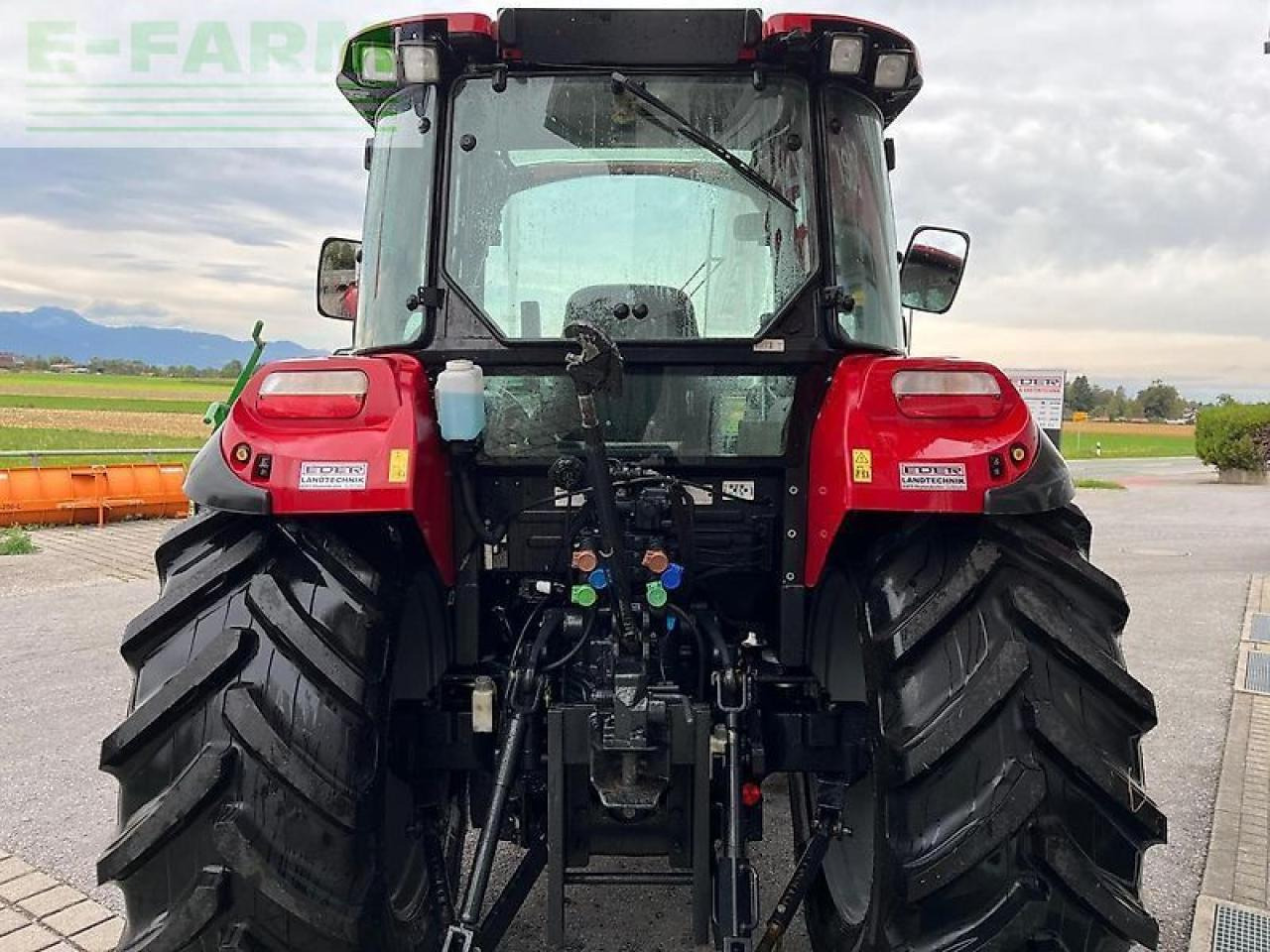 Case-IH farmall c 85 - Τρακτέρ: φωτογραφία 4 Case-IH farmall c 85 - Τρακτέρ: φωτογραφία 4