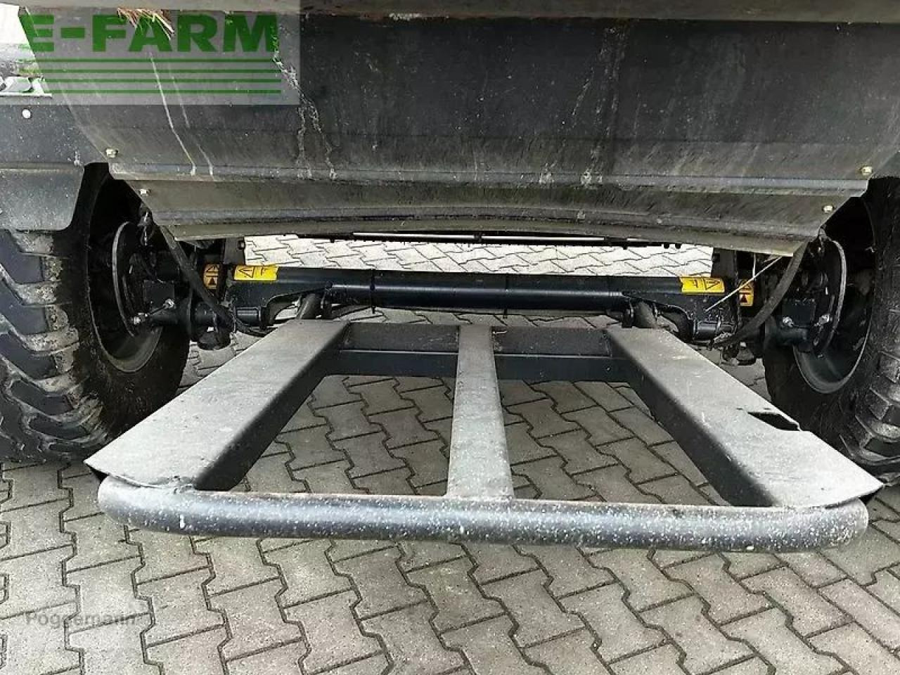 Case-IH rb465 - Χορτοδετική μηχανή τετράγωνες μπάλες: φωτογραφία 5 Case-IH rb465 - Χορτοδετική μηχανή τετράγωνες μπάλες: φωτογραφία 5