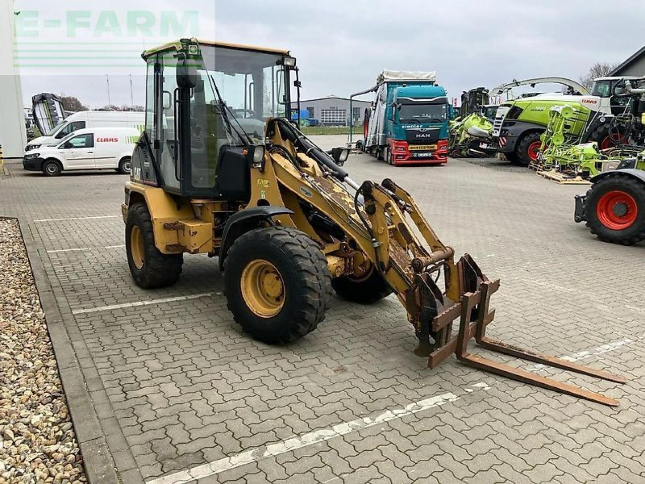 Caterpillar 906 - Μίνι εκσκαφέας: φωτογραφία 4 Caterpillar 906 - Μίνι εκσκαφέας: φωτογραφία 4