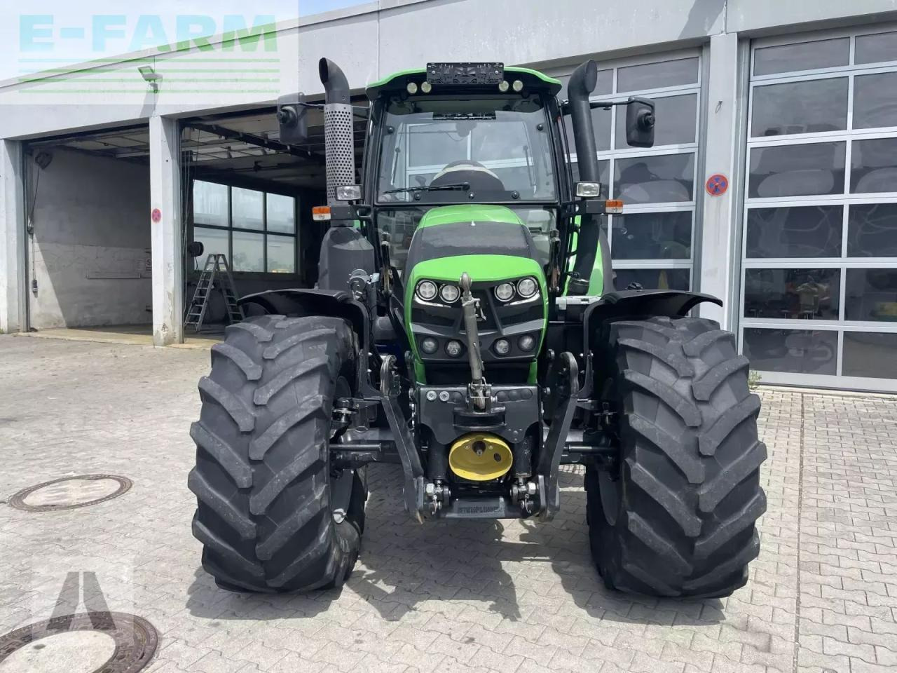 Deutz-Fahr agrotron 6190 c-shift - Τρακτέρ: φωτογραφία 3 Deutz-Fahr agrotron 6190 c-shift - Τρακτέρ: φωτογραφία 3