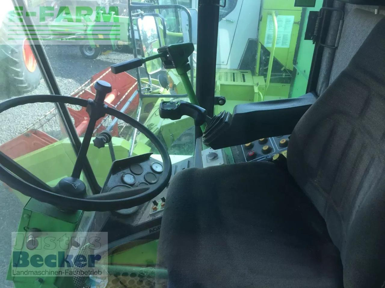 Deutz-Fahr m 35.40 - Θεριζοαλωνιστική μηχανή: φωτογραφία 5 Deutz-Fahr m 35.40 - Θεριζοαλωνιστική μηχανή: φωτογραφία 5