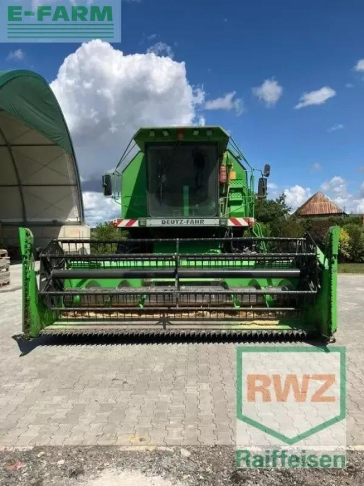 Deutz-Fahr starliner 4040 - Θεριζοαλωνιστική μηχανή: φωτογραφία 1 Deutz-Fahr starliner 4040 - Θεριζοαλωνιστική μηχανή: φωτογραφία 1