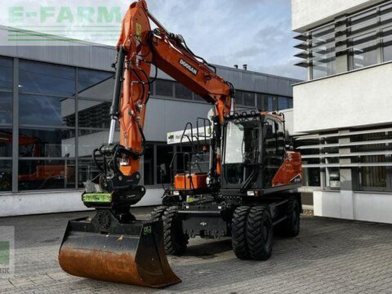 Doosan dx 160w-7 - Τροχοφόρος εκσκαφέας: φωτογραφία 1 Doosan dx 160w-7 - Τροχοφόρος εκσκαφέας: φωτογραφία 1