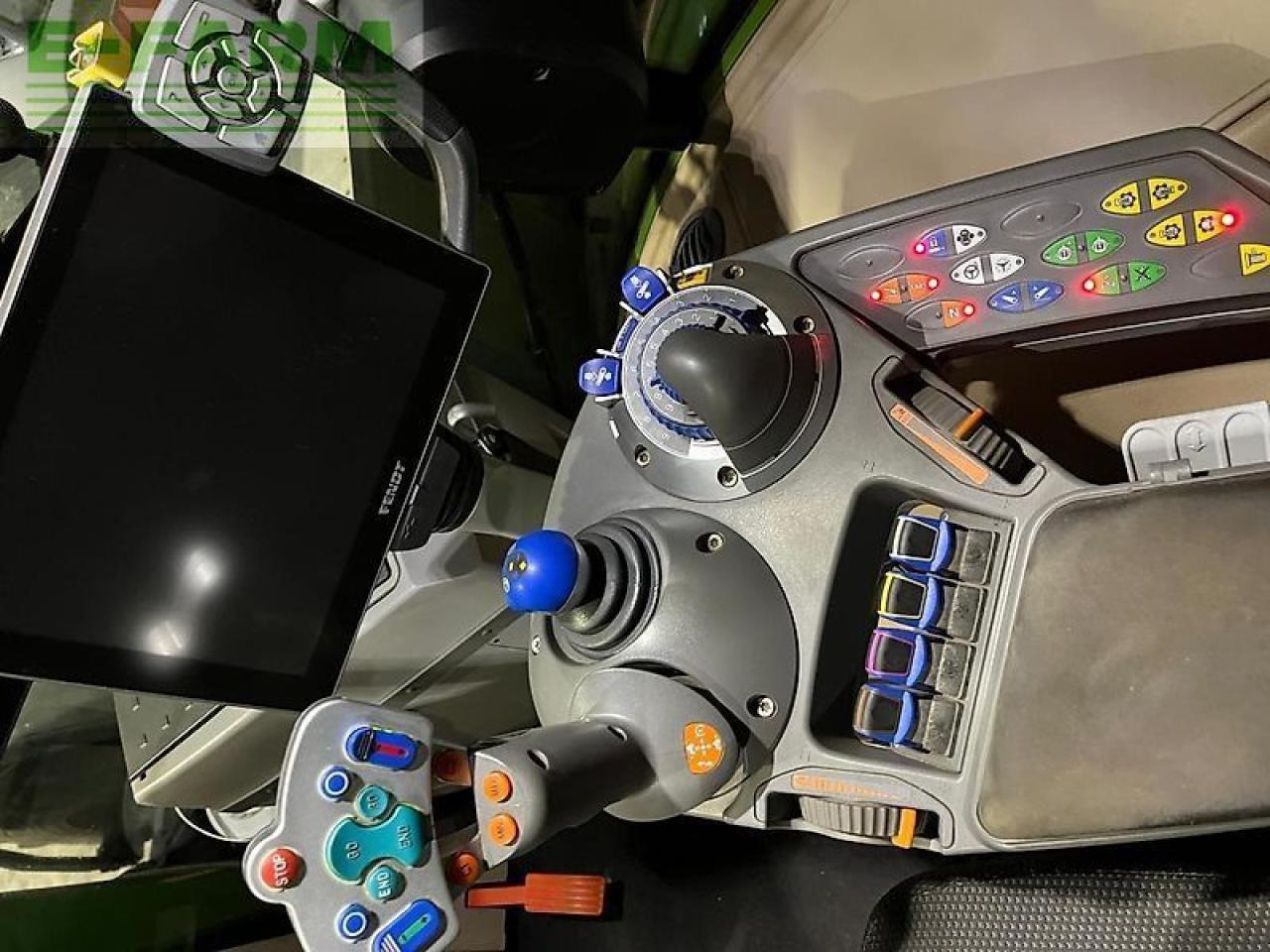 Fendt 1050 vario s4 - Τρακτέρ: φωτογραφία 4 Fendt 1050 vario s4 - Τρακτέρ: φωτογραφία 4