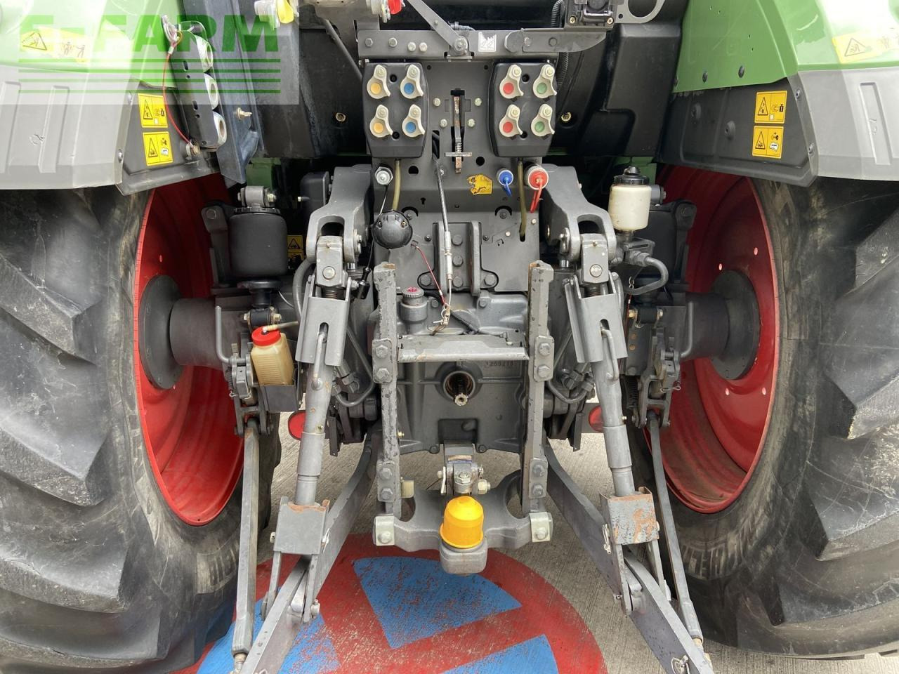 Fendt 313 vario - Τρακτέρ: φωτογραφία 5 Fendt 313 vario - Τρακτέρ: φωτογραφία 5