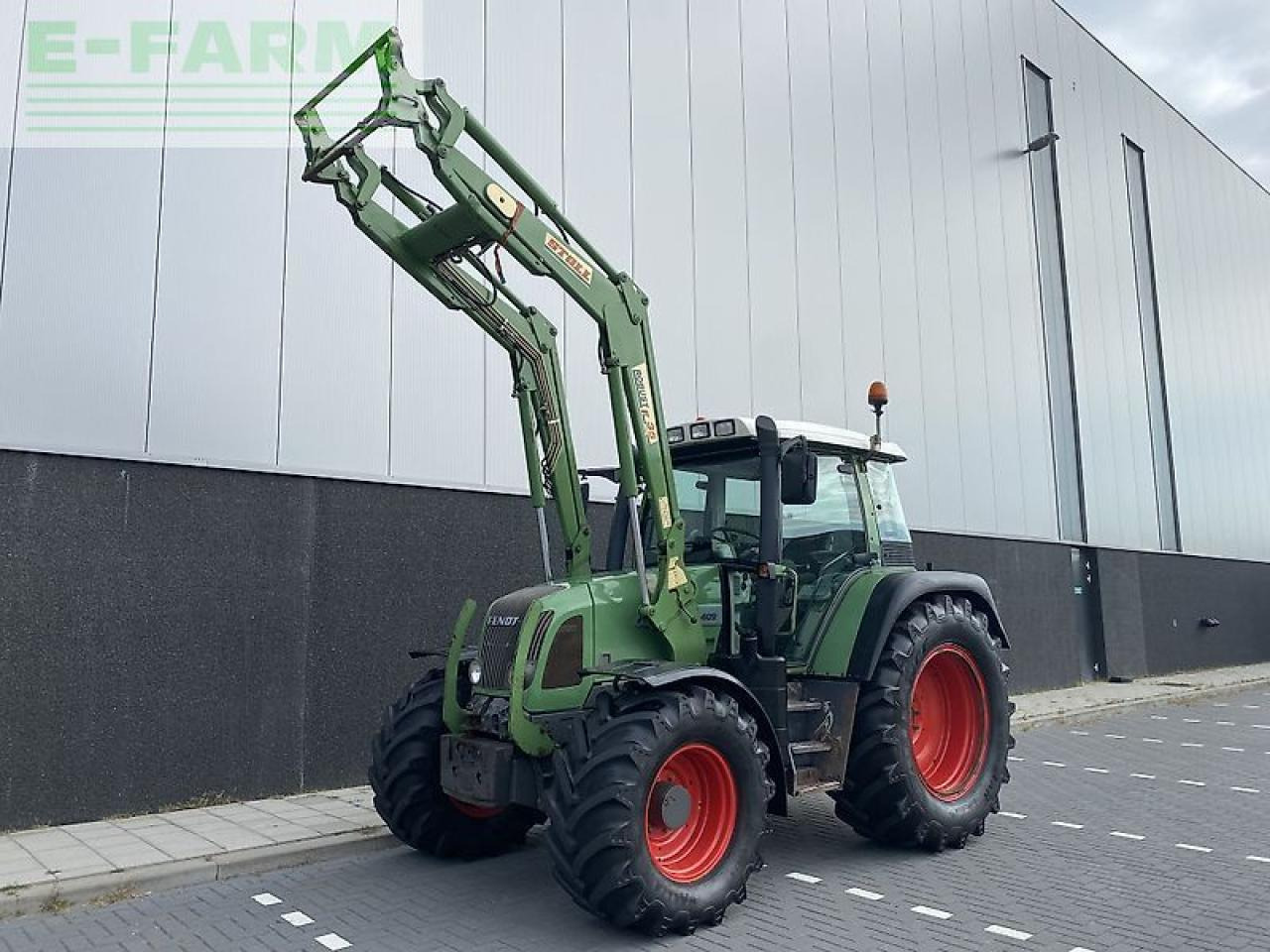 Fendt 409 vario met stoll fz 35 voorlader - Τρακτέρ: φωτογραφία 1 Fendt 409 vario met stoll fz 35 voorlader - Τρακτέρ: φωτογραφία 1