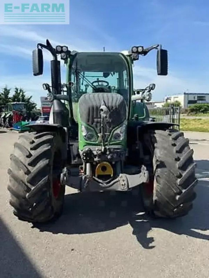 Fendt 516 vario scr profi plus - Τρακτέρ: φωτογραφία 3 Fendt 516 vario scr profi plus - Τρακτέρ: φωτογραφία 3