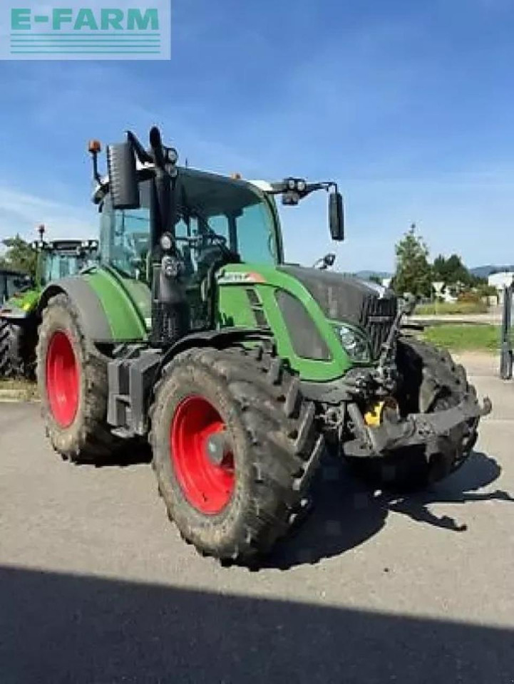 Fendt 516 vario scr profi plus - Τρακτέρ: φωτογραφία 1 Fendt 516 vario scr profi plus - Τρακτέρ: φωτογραφία 1