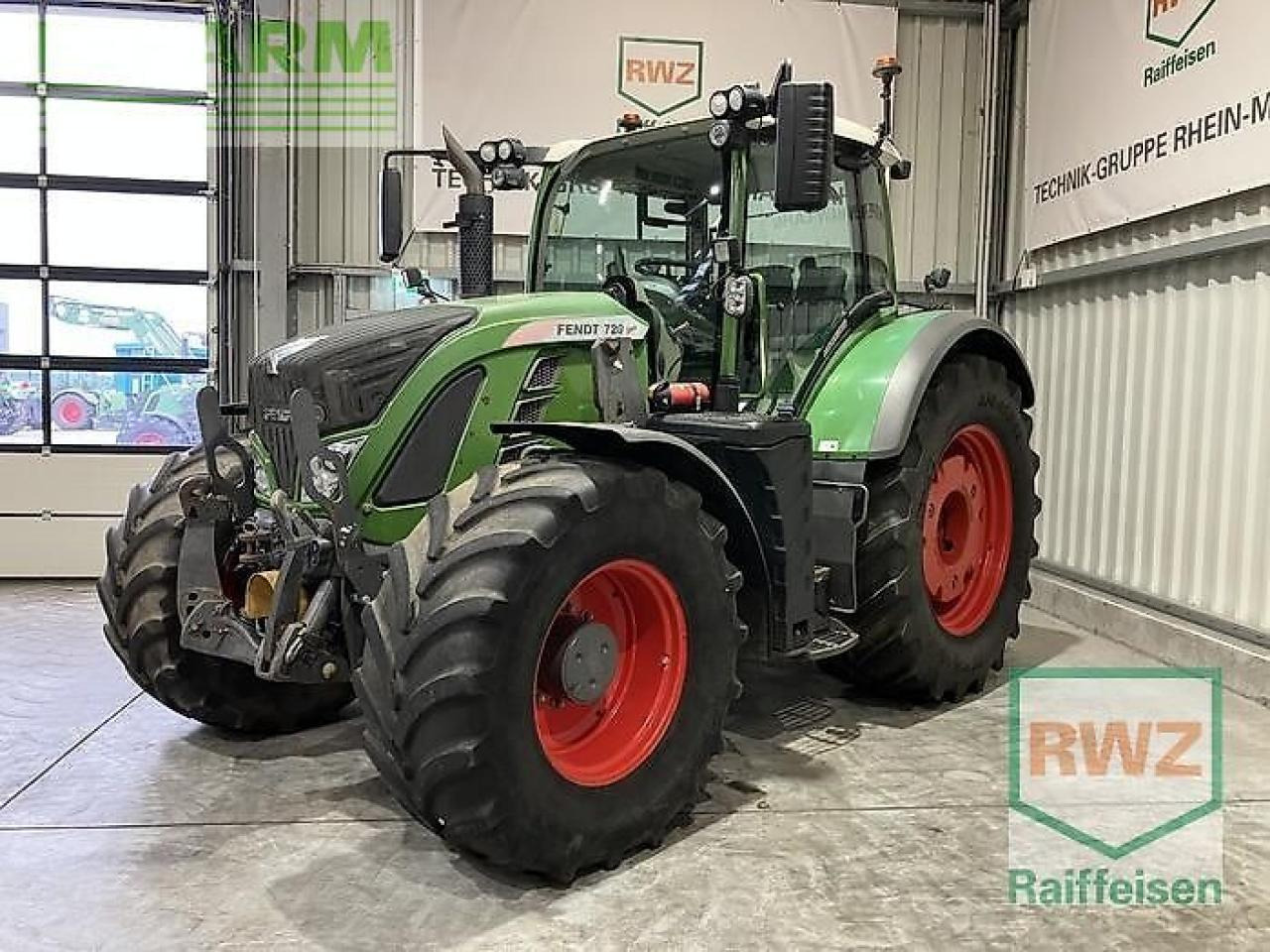 Fendt 700 vario s4 - Τρακτέρ: φωτογραφία 3 Fendt 700 vario s4 - Τρακτέρ: φωτογραφία 3