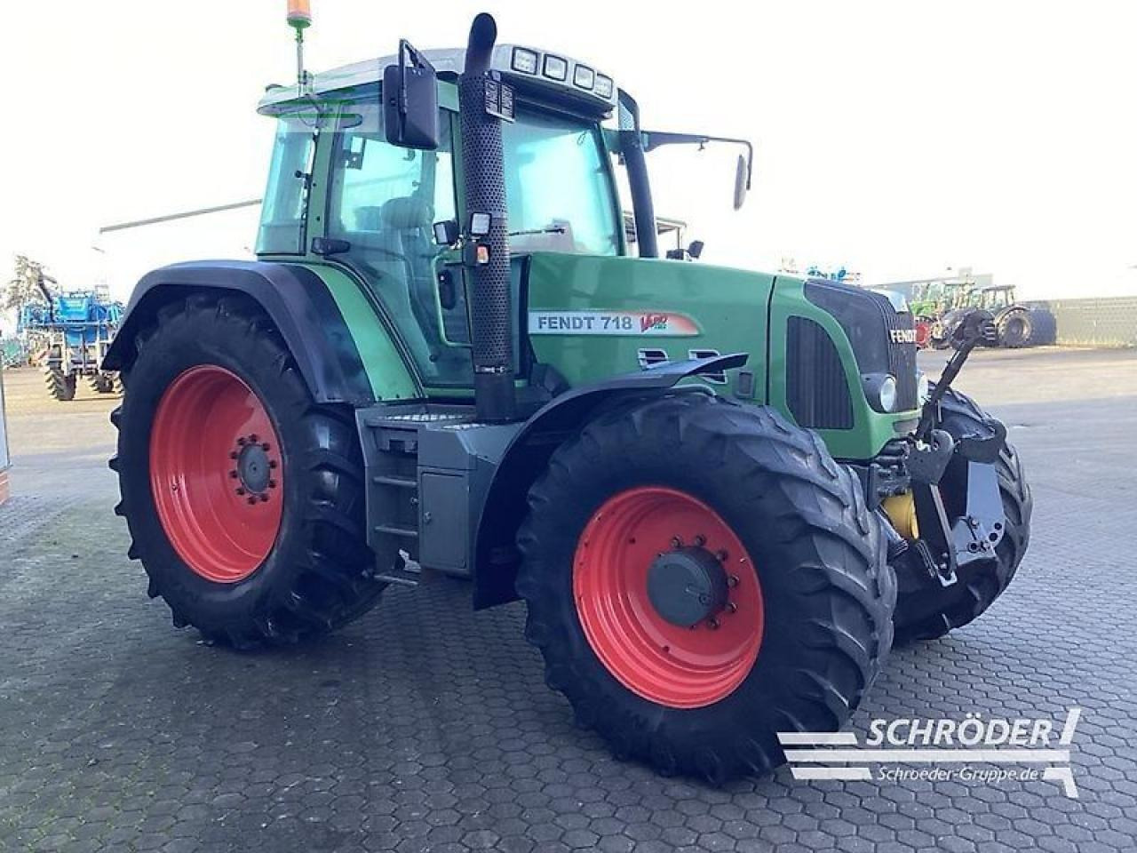 Fendt 718 vario tms - Τρακτέρ: φωτογραφία 1 Fendt 718 vario tms - Τρακτέρ: φωτογραφία 1
