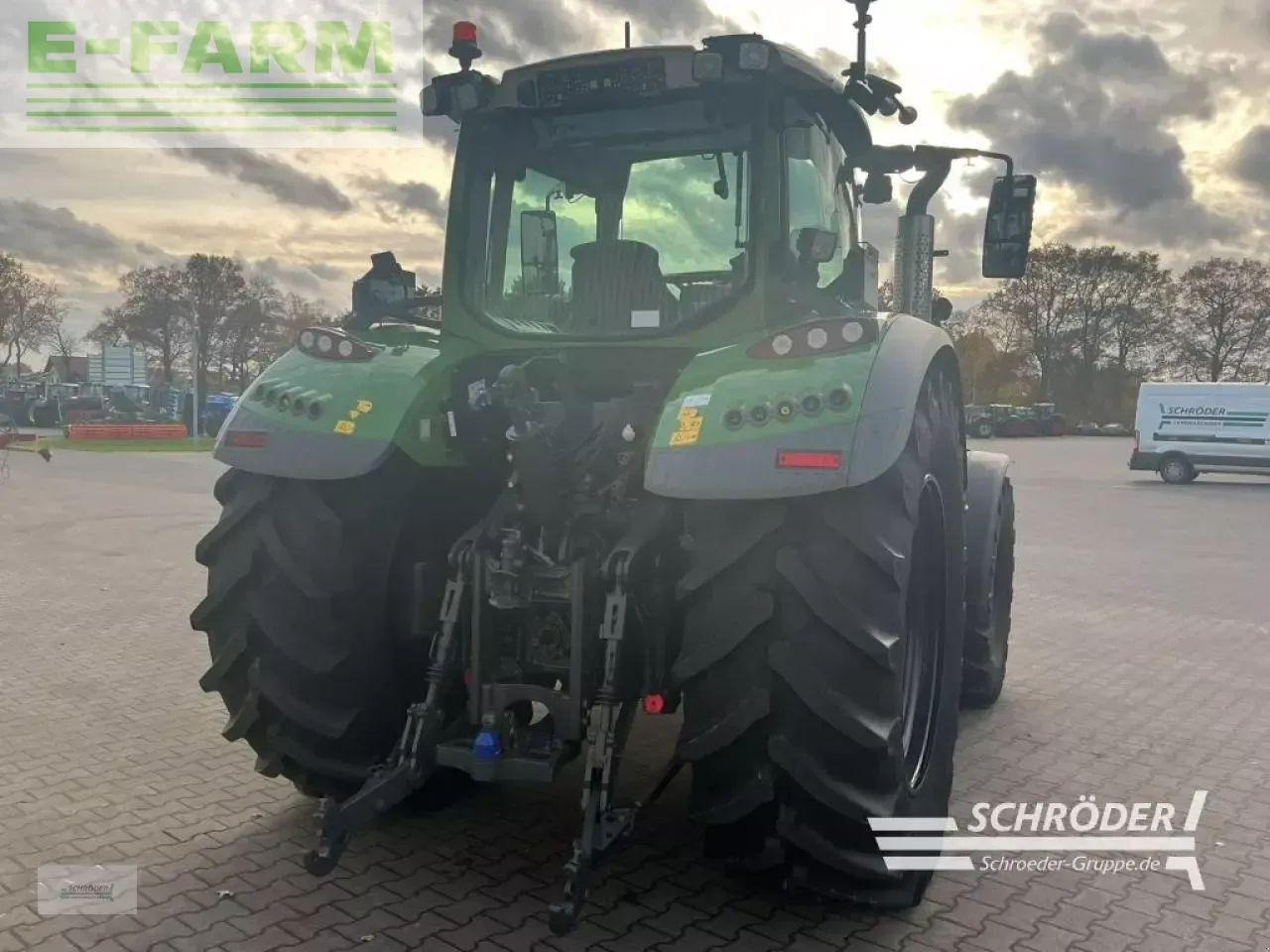 Fendt 720 s4 profi plus - Τρακτέρ: φωτογραφία 4 Fendt 720 s4 profi plus - Τρακτέρ: φωτογραφία 4