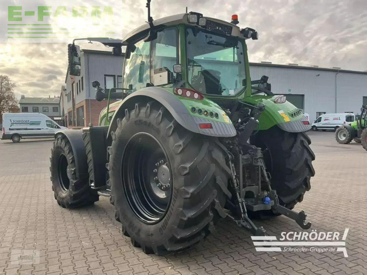 Fendt 720 s4 profi plus - Τρακτέρ: φωτογραφία 5 Fendt 720 s4 profi plus - Τρακτέρ: φωτογραφία 5