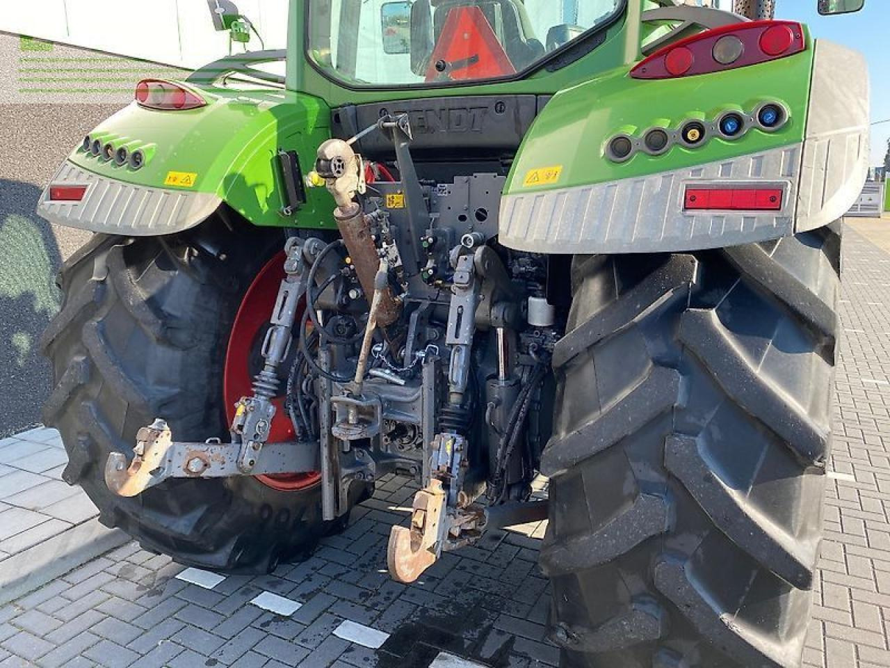 Fendt 720 scr profi - Τρακτέρ: φωτογραφία 4 Fendt 720 scr profi - Τρακτέρ: φωτογραφία 4